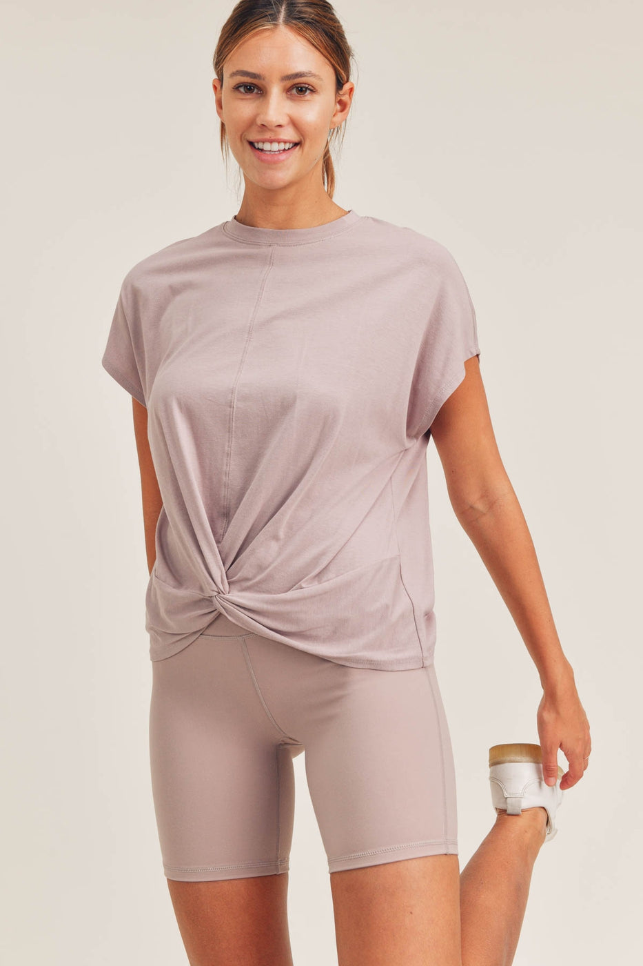 Light Twist Tee